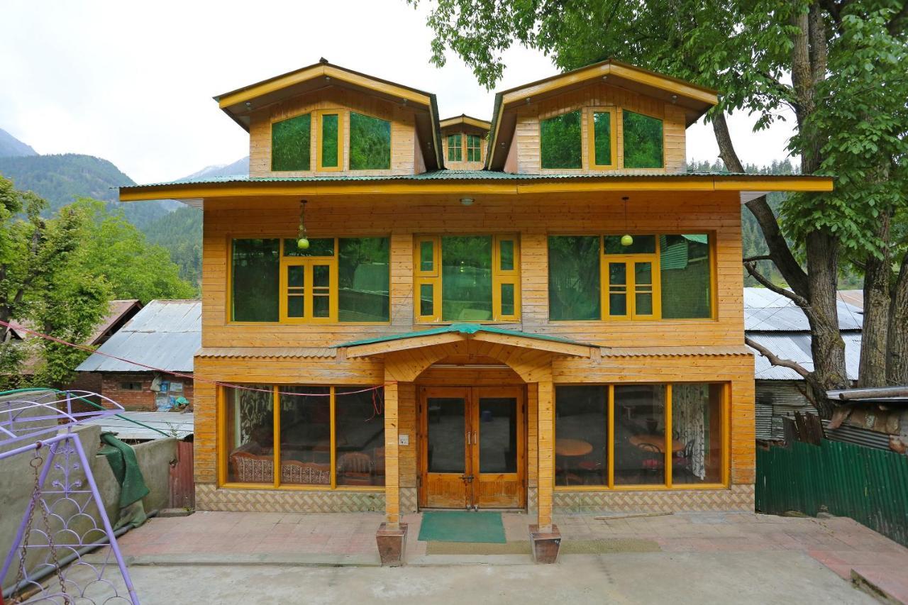 Oyo Flagship Hotel Palace Pahalgam Exterior photo