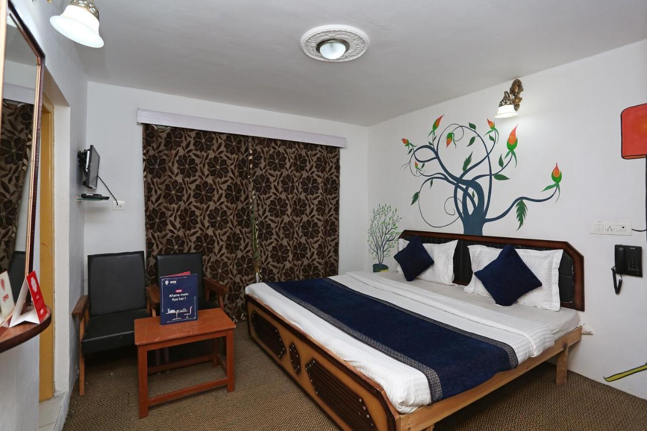 Oyo Flagship Hotel Palace Pahalgam Exterior photo